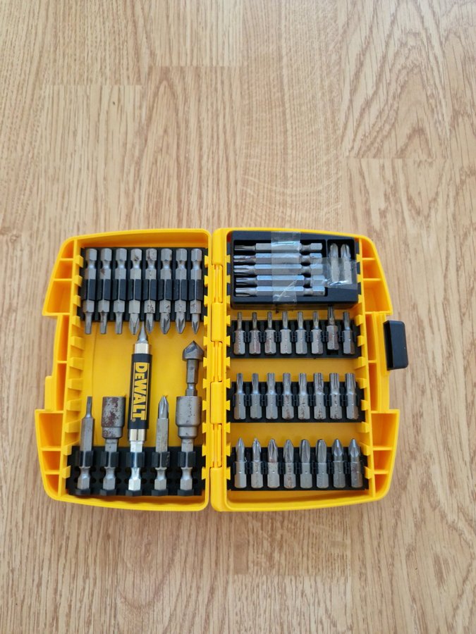 DEWALT Bits Set