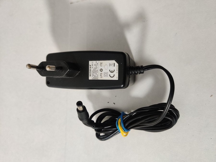 Netgear 12V 35A AC Adapter Power Supply Charger Model 2AAF042F