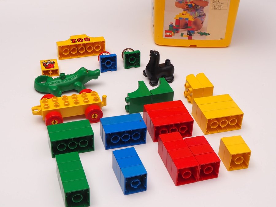 Lego Duplo ZOO 2372 "Komplett" - en bit saknas