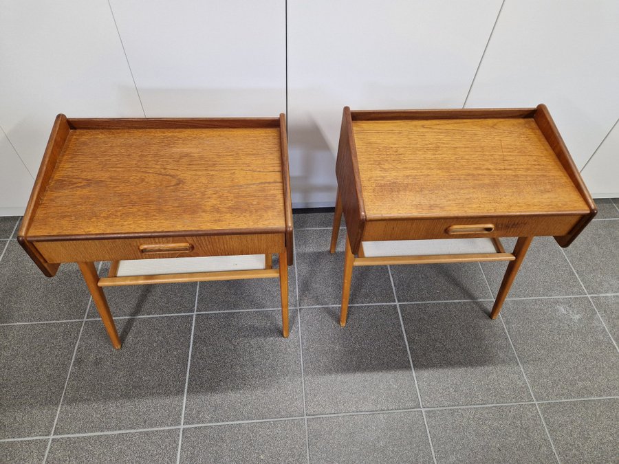 2 st retro sängbord i teak