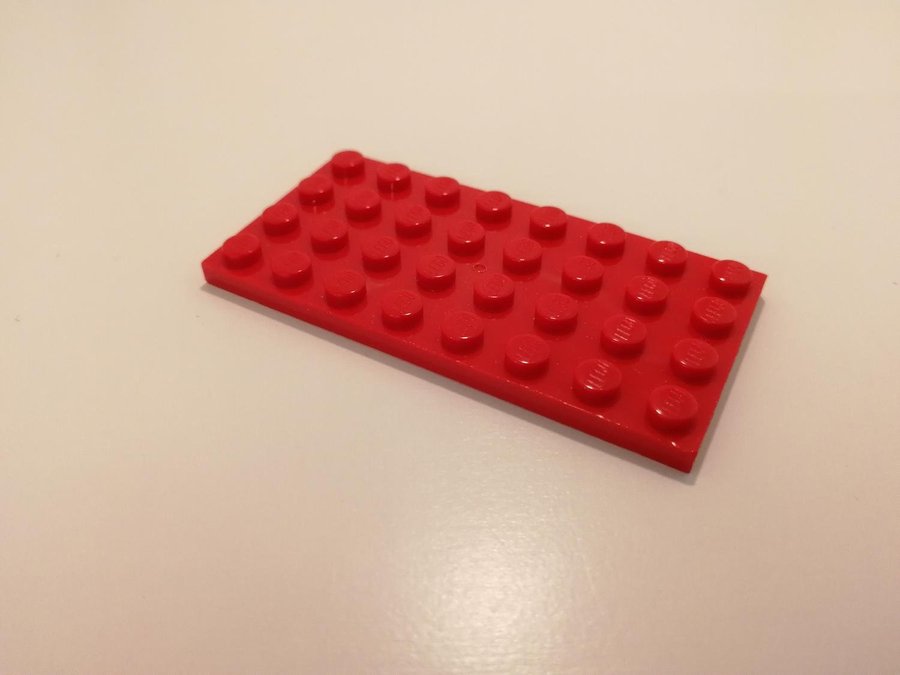 Lego - platta - plate - 4x8 - part 3035 - röd