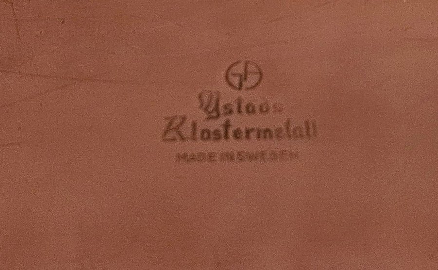 Ystad Klostermetall ljusstake med fat