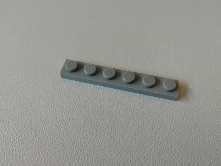 Lego - plate - platt - bas - 1x6 - part 3666 - ljusgrå (bluish)