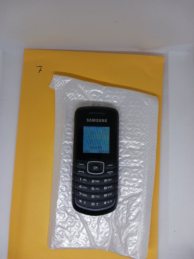 Samsung GT-E1080i Mobiltelefon