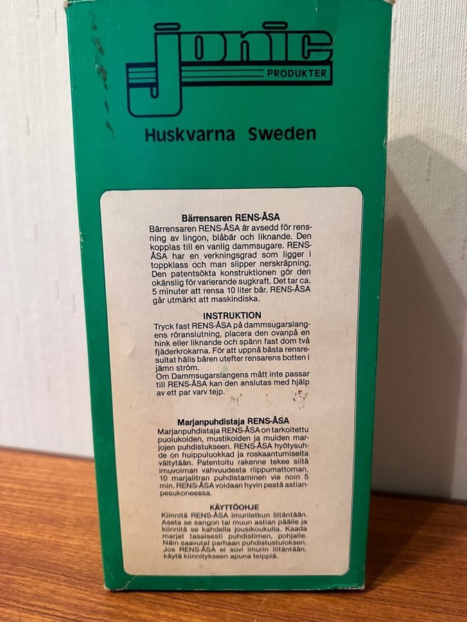 Rens-Åsa Bärrensare retro Husqvarna