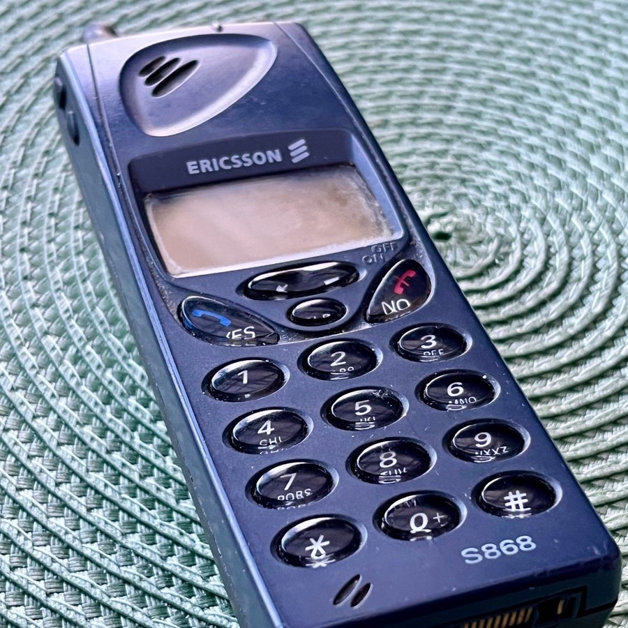 Ericsson S868