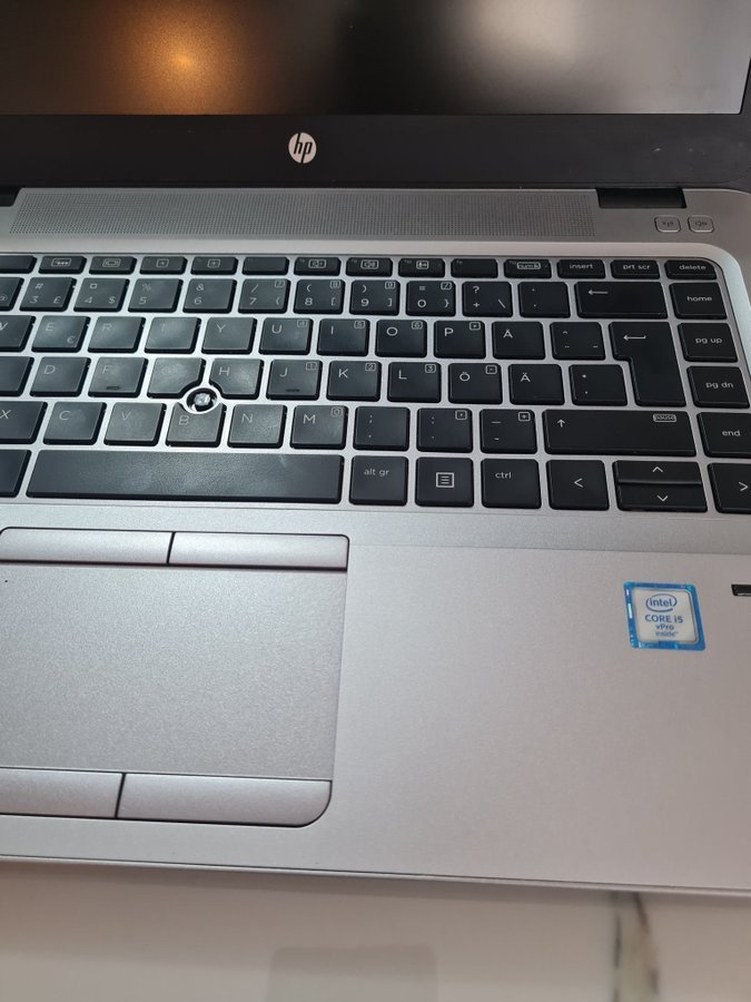 HP EliteBook 840 G3 i5 8 GB 120SSD/ Klass(A)-Begagnad