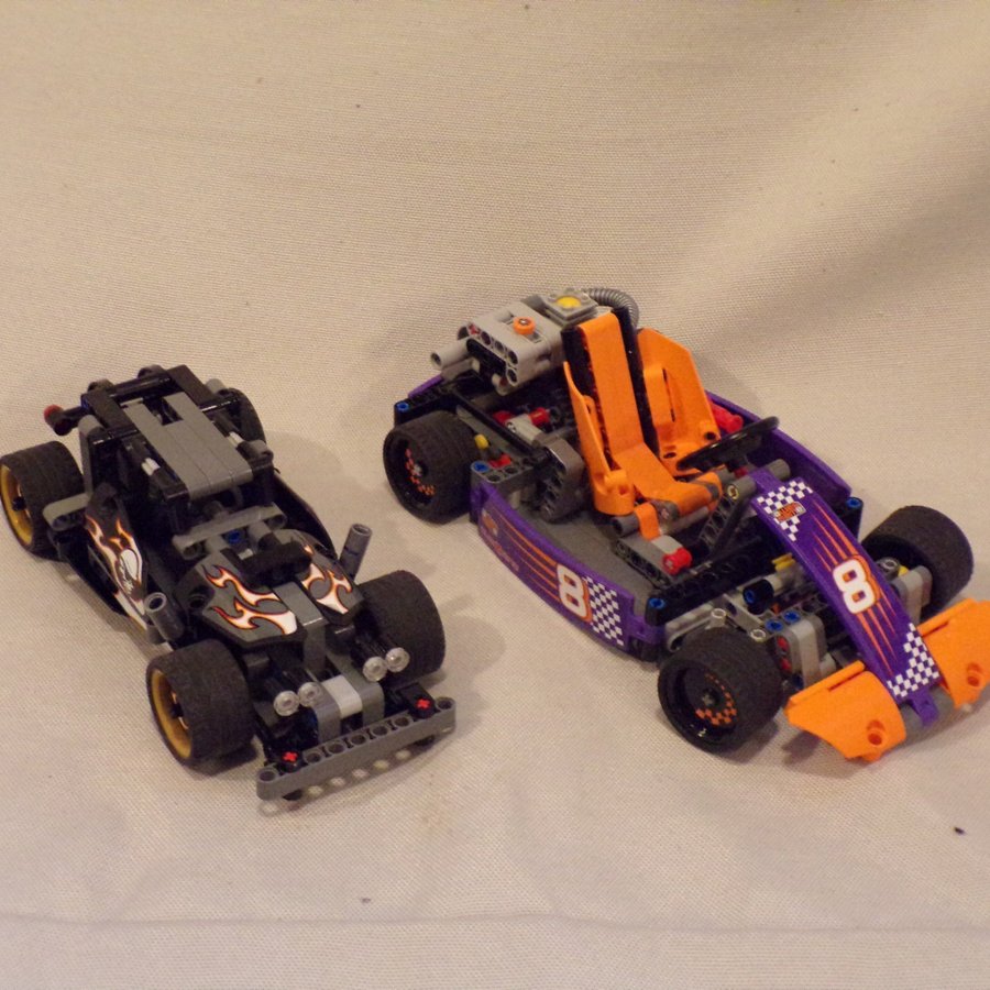 Lego technic raciingbilar 42046 (getaway truck) och 42048 (Race cart)