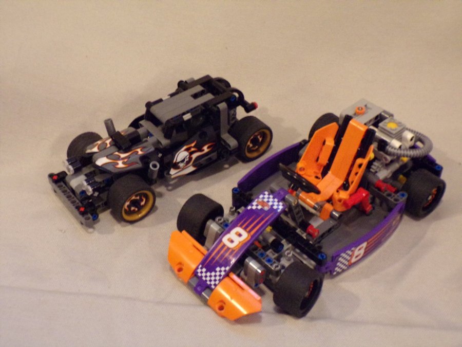 Lego technic raciingbilar 42046 (getaway truck) och 42048 (Race cart)