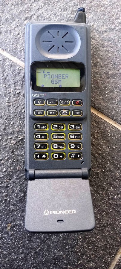 Pioneer PCC-D700 - Mobiltelefon mobil retro 1990-tal