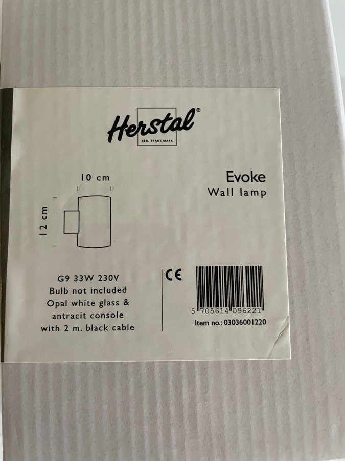 Herstal vägglampa Evoke (ny)