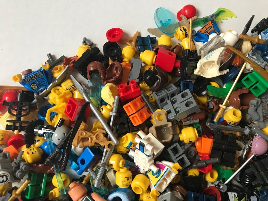 LEGO Minifigurer 470gram - Stor samling - JULKLAPPSTIPS