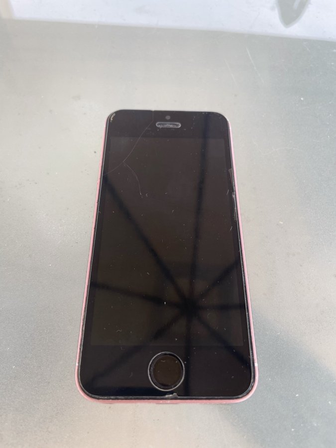 iPhone SE (A1723) Gen 1 2016 Defekt