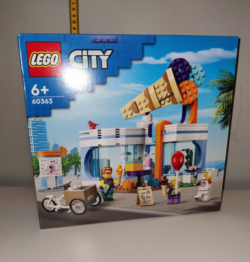 Lego City #60363 "Glasskiosk", NY i Oöppnad förpackning