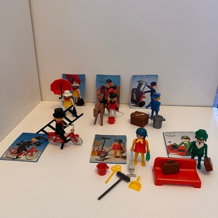 Playmobil 6 st set från 75-76 med kartongframsidan med