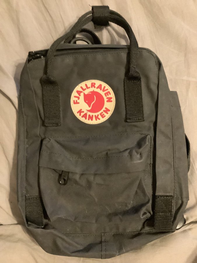 Fjällräven Kånken Mini svart