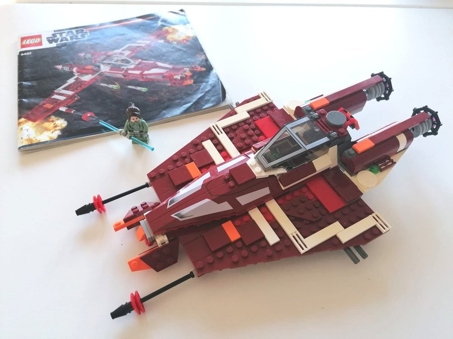 Lego Star Wars 9497 - Republic Striker-class Starfighter