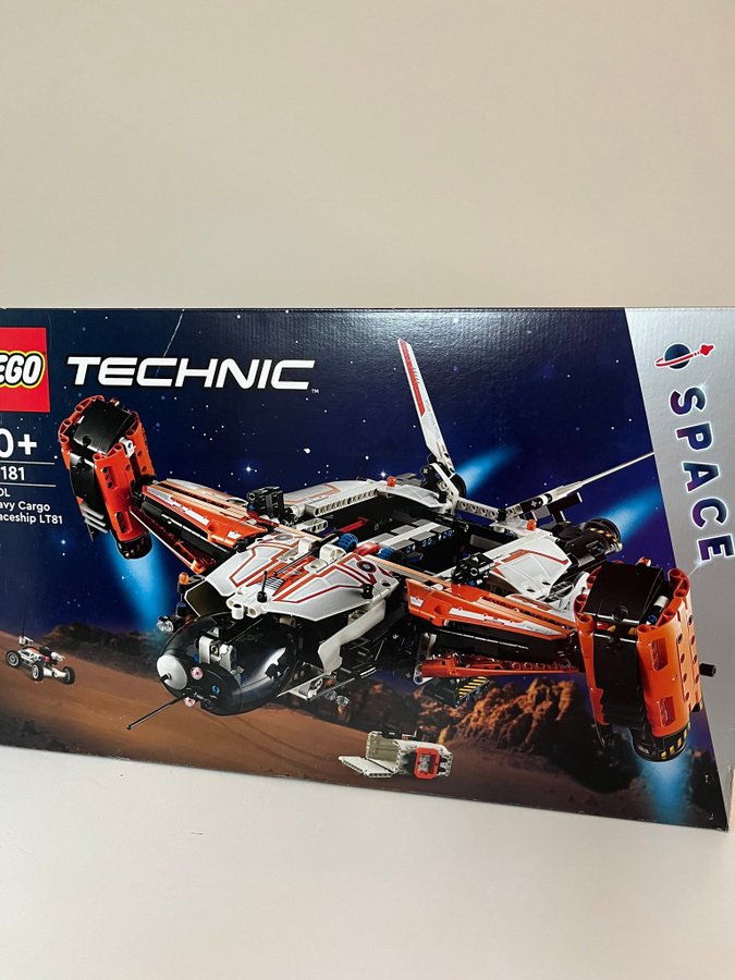 LEGO Technic 42181 - Space Cargo Transport