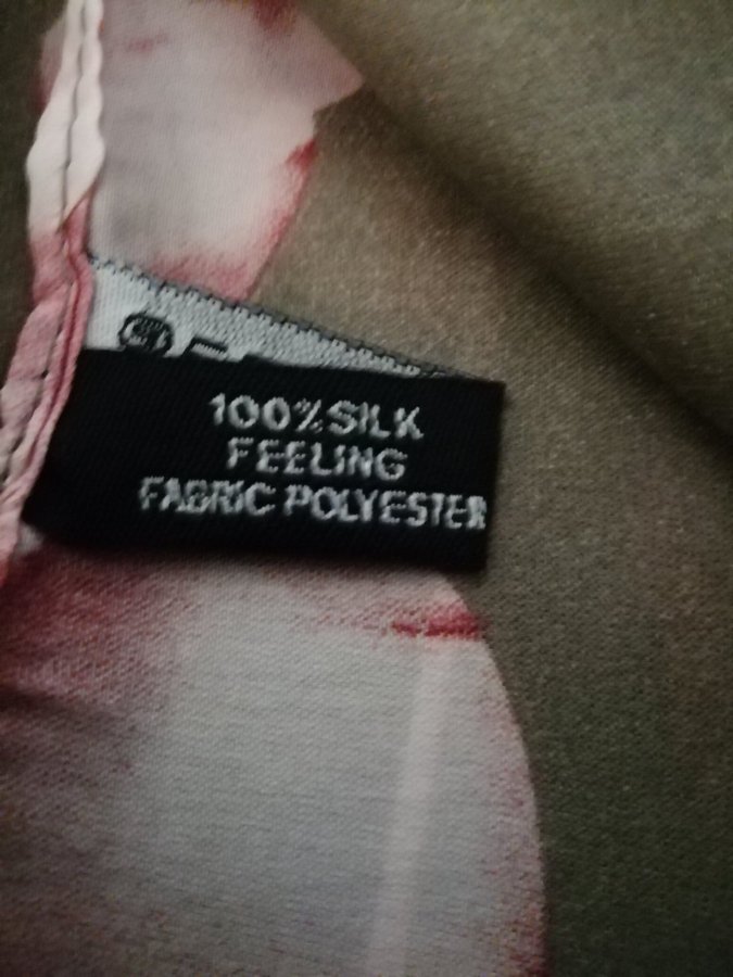 Jättefin Sjal100% Silk feeling