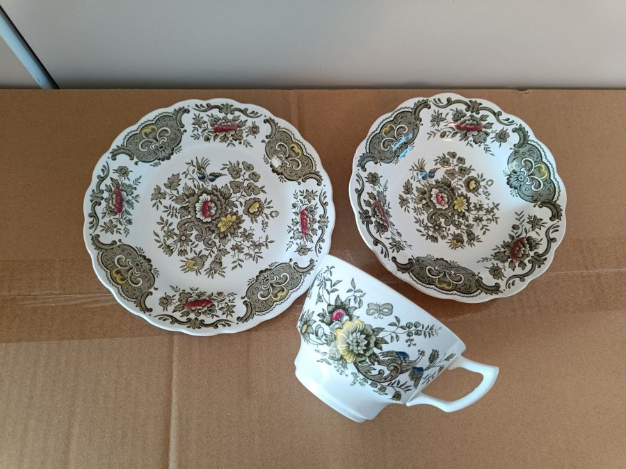 3 ST KOPP +FAT + TALLRIK ?RIDGWAY EST1792::STAFFORDSHIRE ENGLAND WINDSOR