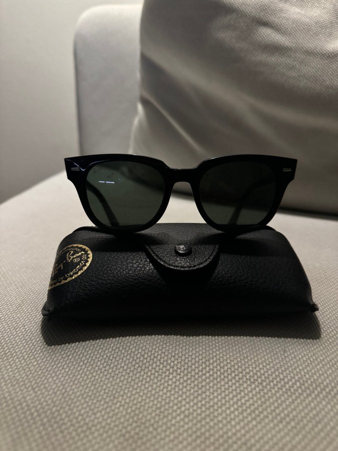 Ray-Ban Meteor 4168 Solglasögon