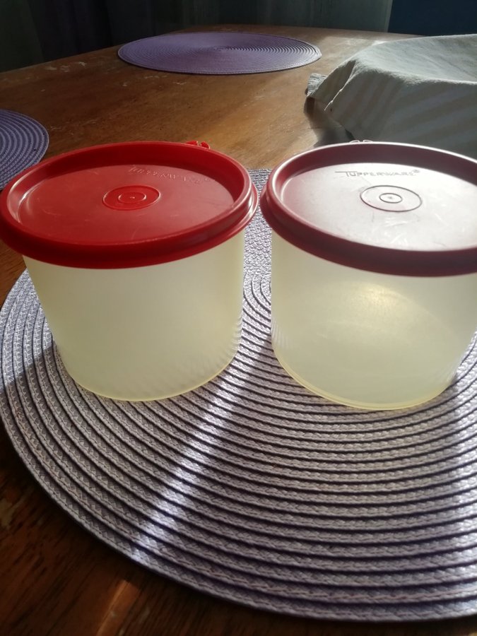 Tupperware burkar 6,5dl 2 st.