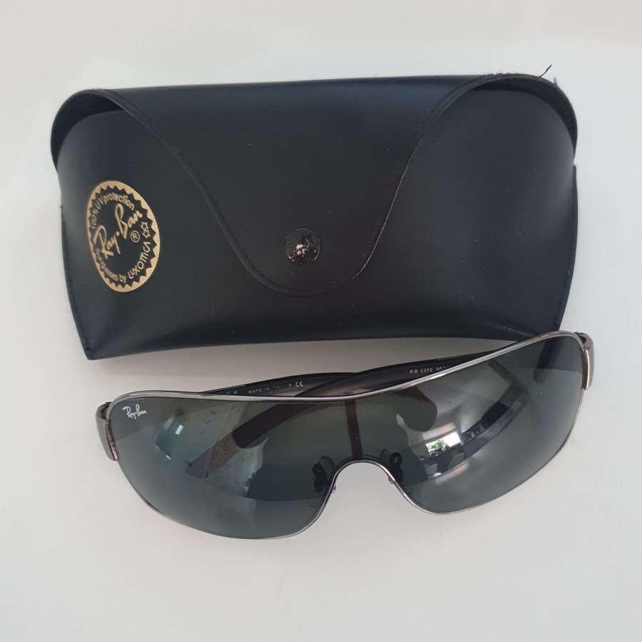 Ray-Ban Solglasögon RB 3392 004/71 3N