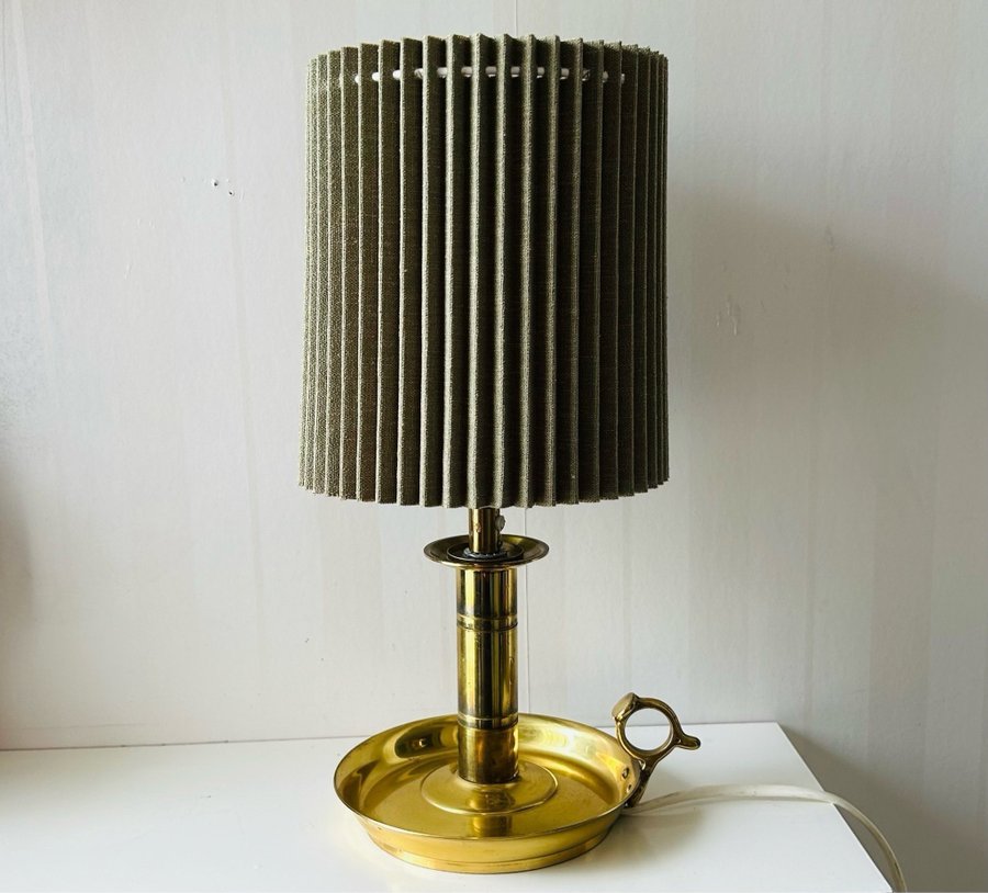 Retro Bordslampa Mässing Plisserad Skärm Grön Inredning Design