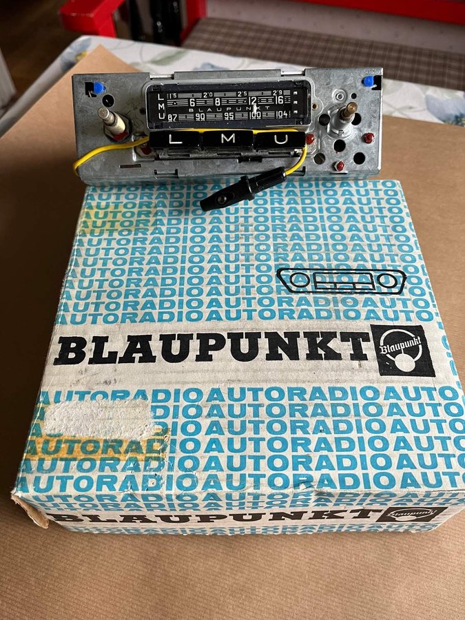 Blaupunkt Essen bilradio NOS