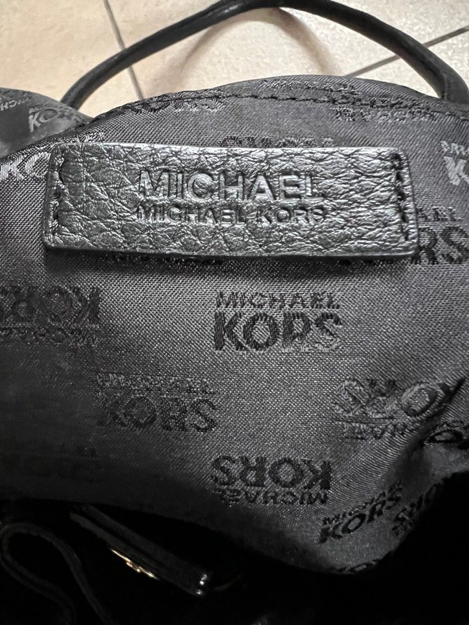 Authentic Michael Kors genuine leather bag