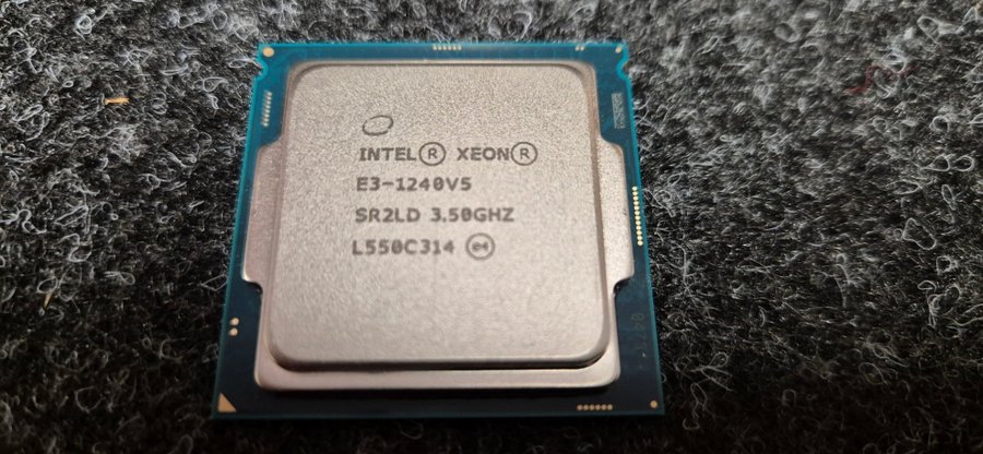 Intel Xeon E3-1240v5 Processor