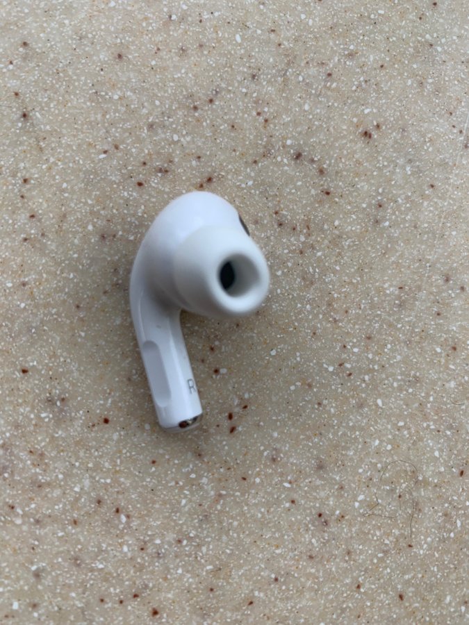 Apple Airpods pro A2083 1th generation right earbudgenuinefaulty ANC READ