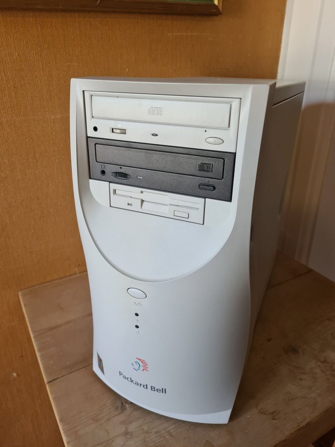 Packard Bell dator