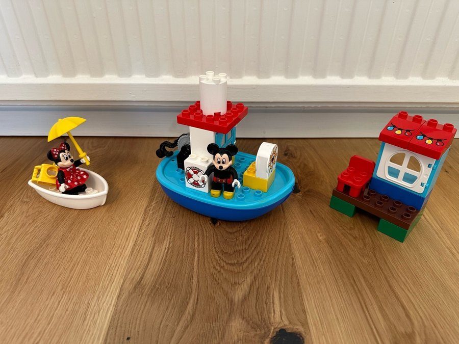 Lego Duplo Mickey Mouse båt och hus