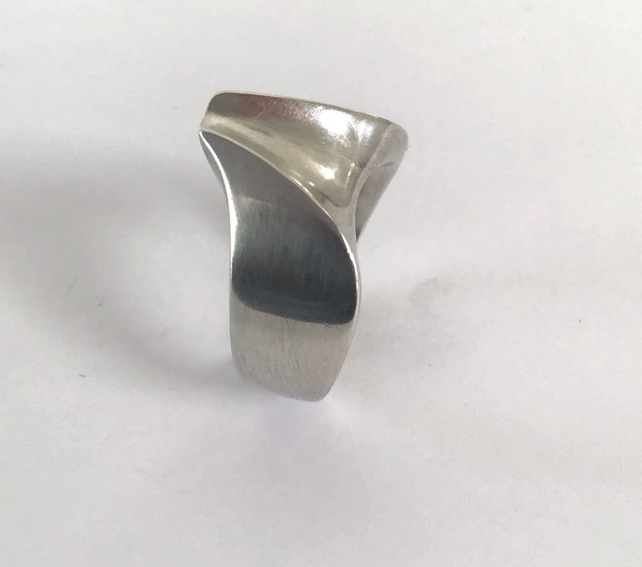 Str 50 Minimalistisk nordisk design ring vintage fra 1955-65 Massivt sølv