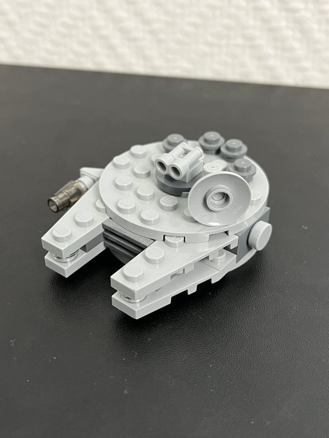 Lego Star Wars Millennium Falcon - Mini foil pack #1