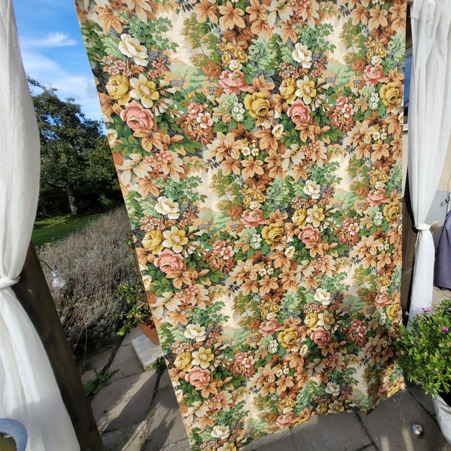 Vackra Vintage gardiner Sanderson fabric " Glade"