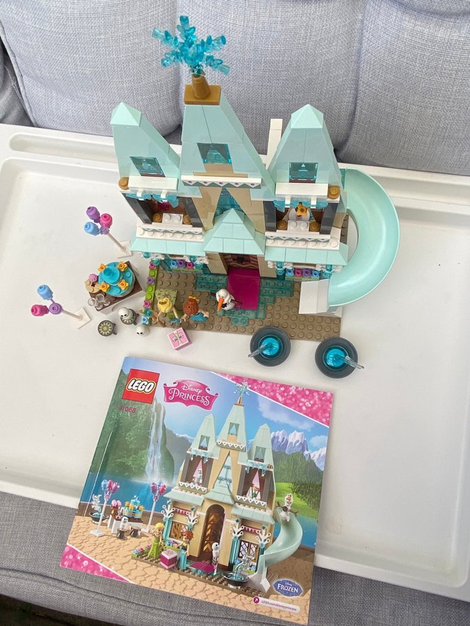 Slottsfirande i Arendal Lego Friends 41068