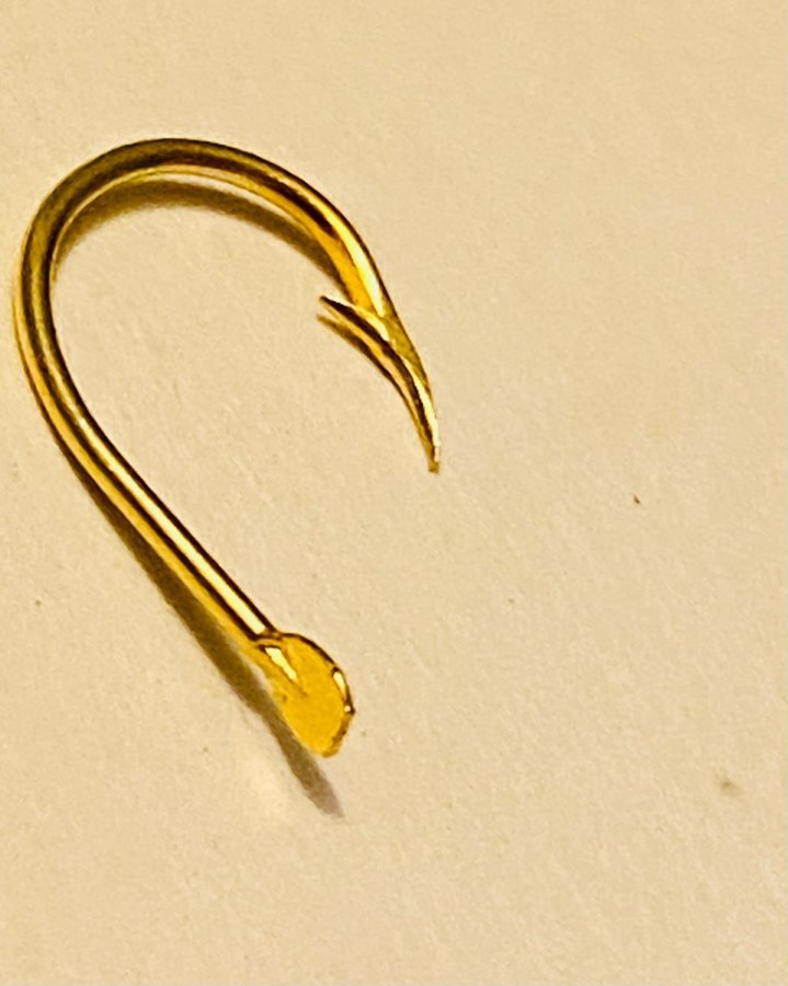 OBS Mustad guldplaterade special krokar! Nr6 Qual 289 H  100st i asken!