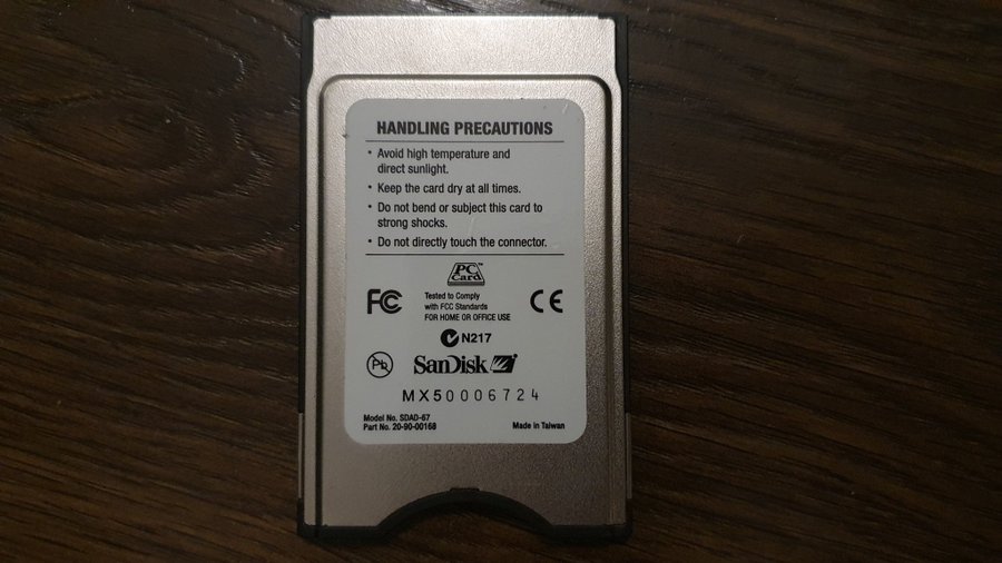 Sandisk 6-in-1 PC Card adapter