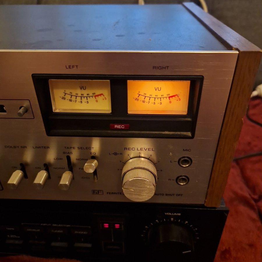 SONY STEREO CASSETTE DECK TC-186SD OBJEKT