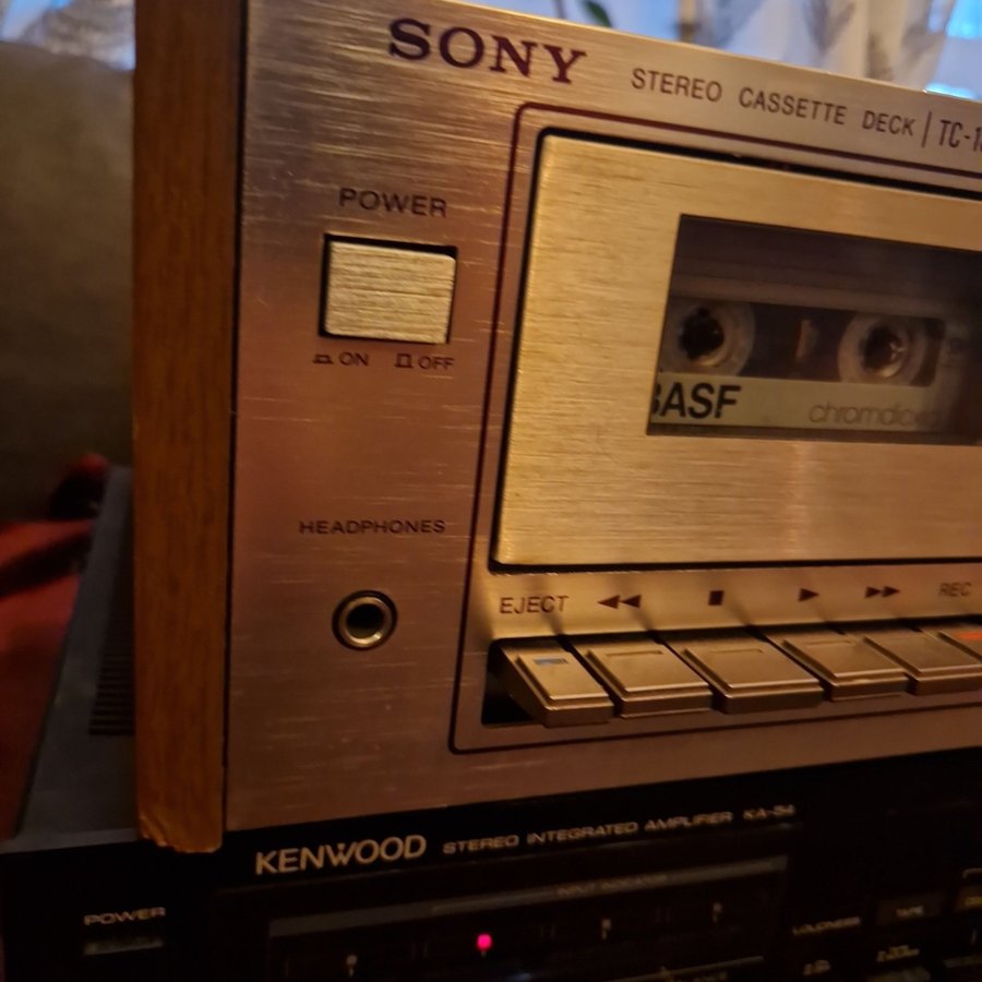 SONY STEREO CASSETTE DECK TC-186SD OBJEKT