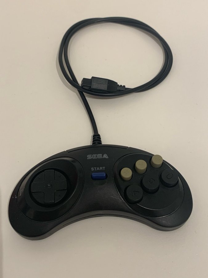 Modifierad Sega Megadrive kontroll för Atari, Amiga etc.