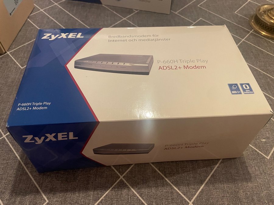 Zyxel P-660H Triple Play ADSL2+ Modem