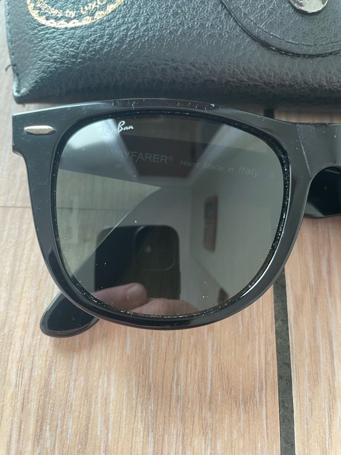 Ray Ban Wayfarer rb2140