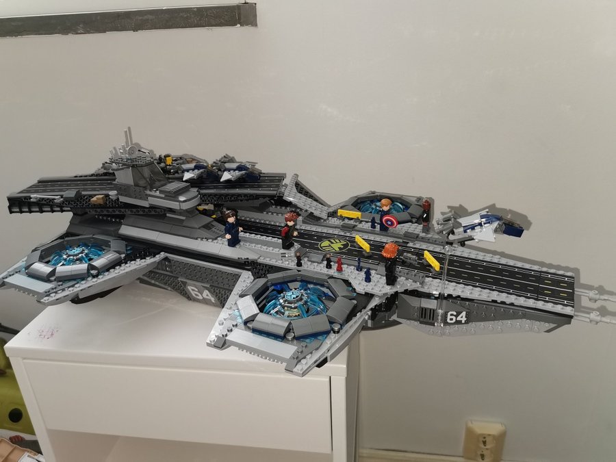 Marvel Avengers The SHIELD Helicarrier byggklossar