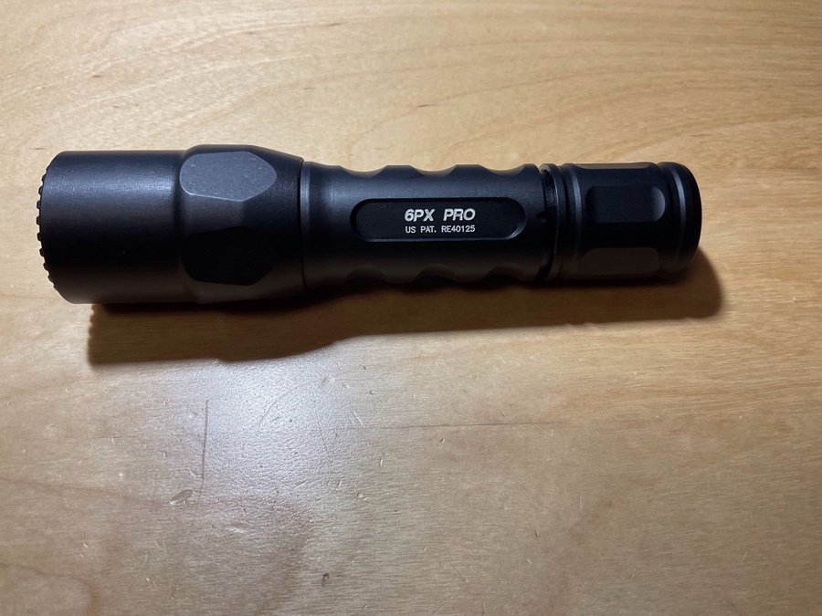 Ficklampa SUREFIRE 6PX PRO