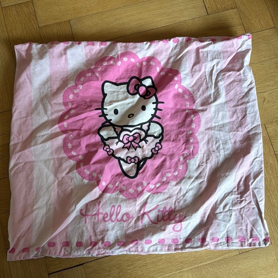 Hello Kitty påslakan och örngott