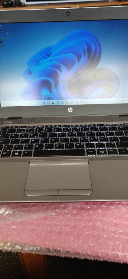 HP Elitebook 840 G3-8 GB RAM-256 GB SSD- Windows 11