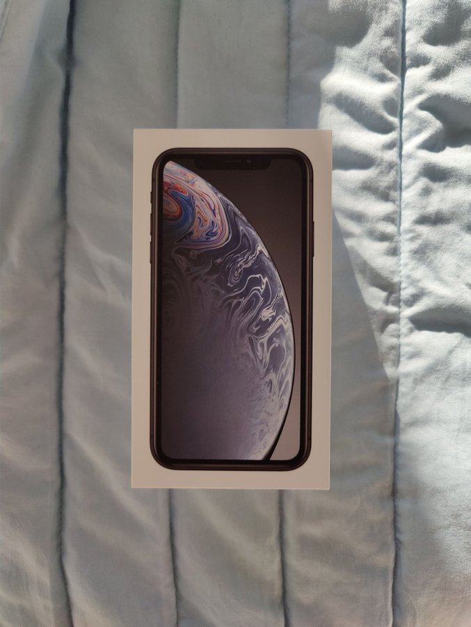 iPhone XR Svart 64GB Superskick